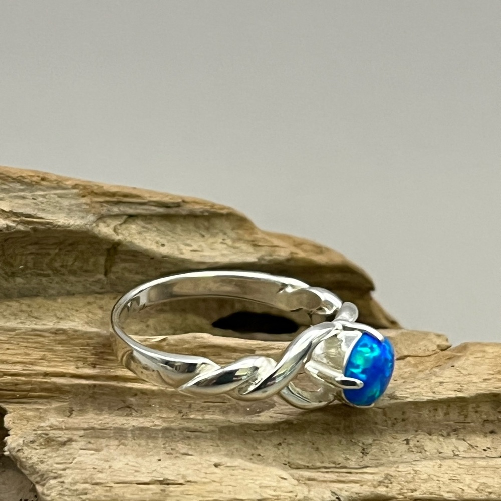 Silver and Blue Opal Infinity Ring - Picture 3 of 6